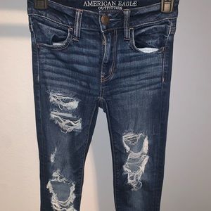 American Eagle blue ripped jeans